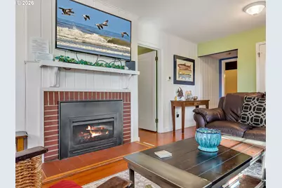 2132 S Columbia St, Seaside, OR 97138 - Photo 7