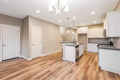 816 S Corinne Dr, Newberg, OR 97132 - Photo 11