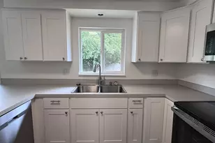 2688 Centennial Blvd, Springfield, OR 97477 - Photo 7