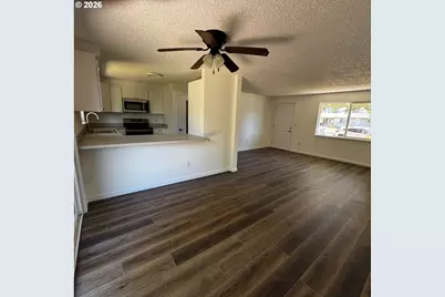2688 Centennial Blvd, Springfield, OR 97477 - Photo 5