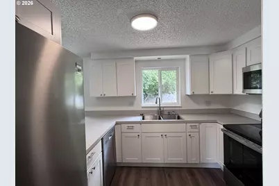 2688 Centennial Blvd, Springfield, OR 97477 - Photo 5