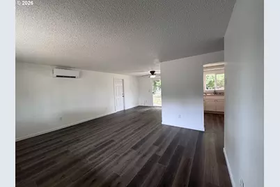 2688 Centennial Blvd, Springfield, OR 97477 - Photo 3