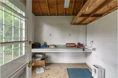 8120 SW Maple Dr, Portland, OR 97225 - Photo 37