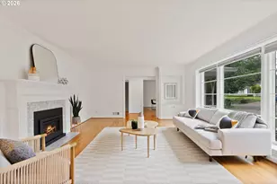 8120 SW Maple Dr, Portland, OR 97225 - Photo 9