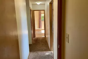 2820 SW Nevada Ct, Portland, OR 97219 - Photo 13