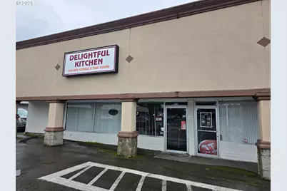 2521 W Harvard Ave, Roseburg, OR 97471 - Photo 1