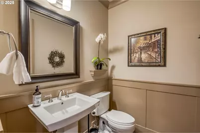 12483 SW Autumn View St, Tigard, OR 97224 - Photo 13