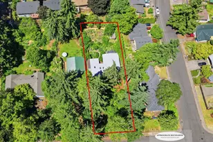 4630 W Hillside Dr, Eugene, OR 97405 - Photo 37