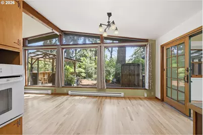 4630 W Hillside Dr, Eugene, OR 97405 - Photo 11