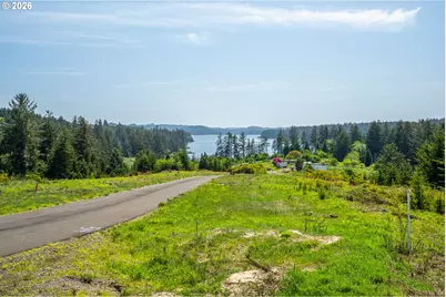 83615 Clear Lake Rd, Florence, OR 97439 - Photo 3