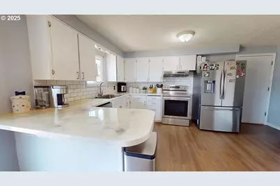 2130 Yolanda Ave, Springfield, OR 97477 - Photo 13