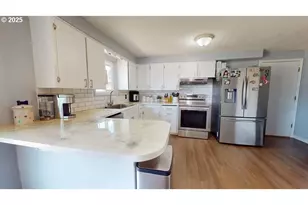 2130 Yolanda Ave, Springfield, OR 97477 - Photo 13