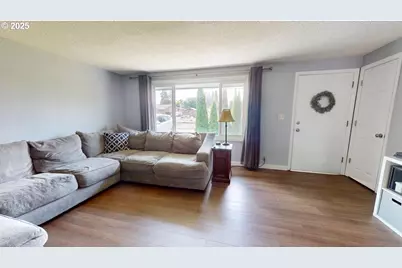 2130 Yolanda Ave, Springfield, OR 97477 - Photo 3