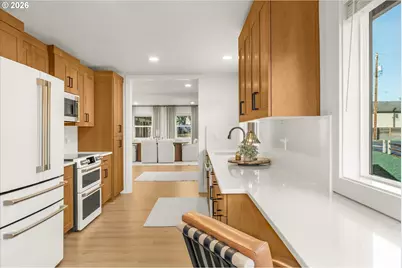 20020 SE Chitwood Rd, Damascus, OR 97089 - Photo 5