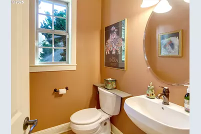 57 Bentley Dr, Kelso, WA 98626 - Photo 11