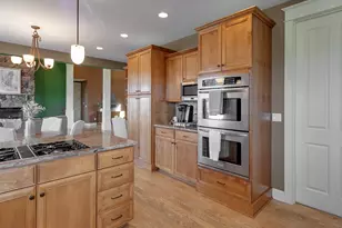 57 Bentley Dr, Kelso, WA 98626 - Photo 15