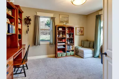 57 Bentley Dr, Kelso, WA 98626 - Photo 9