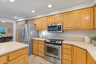 3161 NW Ashland Dr, Beaverton, OR 97006 - Photo 9