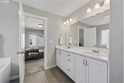 1534 NE 12th Pl, Canby, OR 97013 - Photo 31
