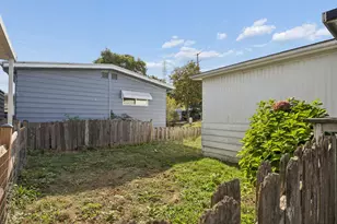 21100 NE Sandy Blvd, Fairview, OR 97024 - Photo 37