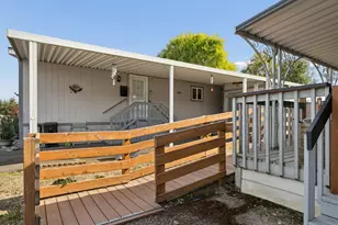 21100 NE Sandy Blvd, Fairview, OR 97024 - Photo 31