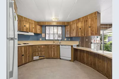 21100 NE Sandy Blvd #103, Fairview, OR 97024 - Photo 9