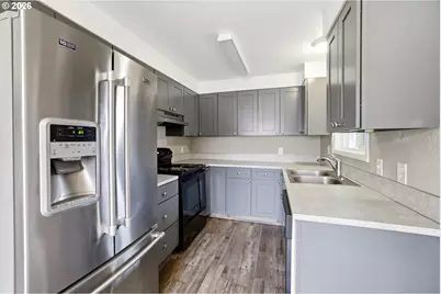 1710 Dearborn Ave, Keizer, OR 97303 - Photo 11