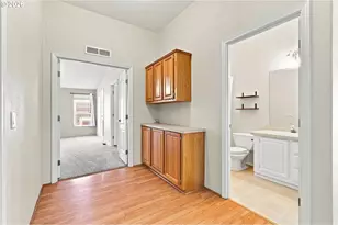 1703 Golden Way, The Dalles, OR 97058 - Photo 25