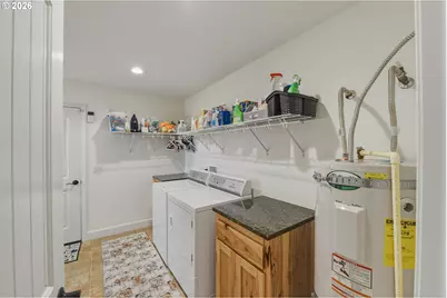 947 Hailey Ln, Bandon, OR 97411 - Photo 31