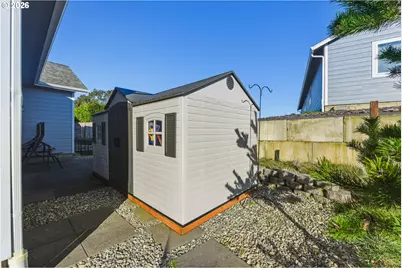 947 Hailey Ln, Bandon, OR 97411 - Photo 33