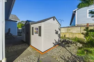 947 Hailey Ln, Bandon, OR 97411 - Photo 33