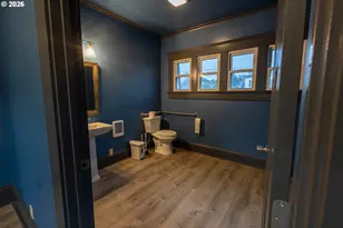 2306 3rd St, Tillamook, OR 97141 - Photo 11