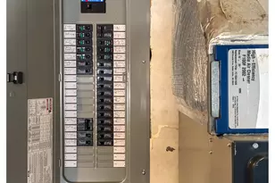 82 N River Dr, Roseburg, OR 97470 - Photo 9