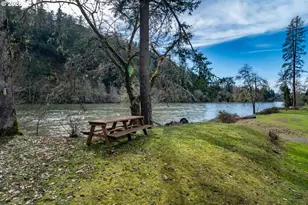 82 N River Dr, Roseburg, OR 97470 - Photo 45