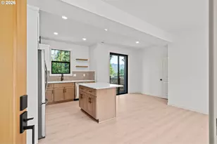 3793 SW Iowa St, Portland, OR 97221 - Photo 5