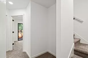 3793 SW Iowa St, Portland, OR 97221 - Photo 35