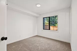 3793 SW Iowa St, Portland, OR 97221 - Photo 39