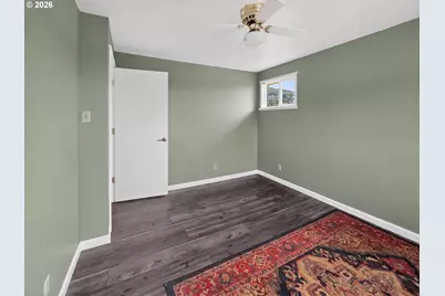 1783 NE Todd St, Roseburg, OR 97470 - Photo 13