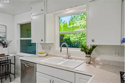 611 NW 30th St, Corvallis, OR 97330 - Photo 19