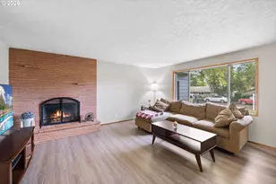 5590 SW 182nd Ave, Aloha, OR 97078 - Photo 5