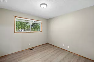 5590 SW 182nd Ave, Aloha, OR 97078 - Photo 17