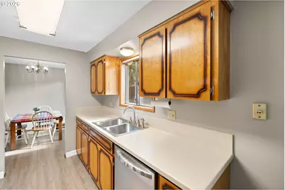 5590 SW 182nd Ave, Aloha, OR 97078 - Photo 9