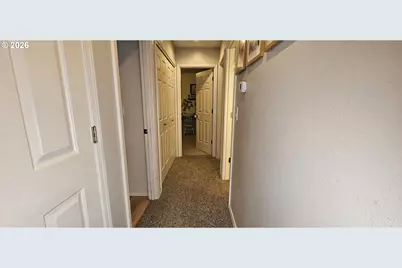 4986 Rebecca St, Salem, OR 97305 - Photo 9