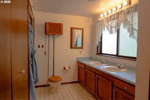 97832 S Coos River Ln, Coos Bay, OR 97420 - Photo 17