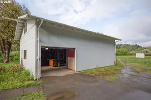 97832 S Coos River Ln, Coos Bay, OR 97420 - Photo 33