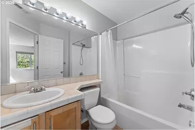 1790 NE Ashberry Dr, Hillsboro, OR 97124 - Photo 25