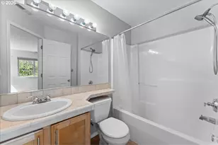 1790 NE Ashberry Dr, Hillsboro, OR 97124 - Photo 25