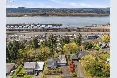 319 N 3rd St, Kalama, WA 98625 - Photo 35