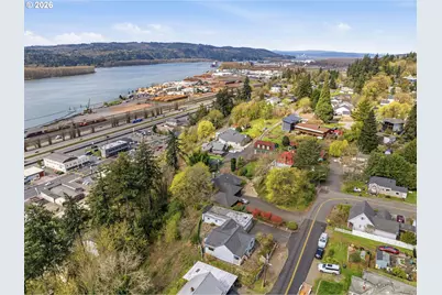 319 N 3rd St, Kalama, WA 98625 - Photo 29