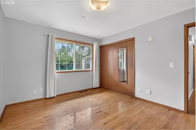 12330 NE Knott St, Portland, OR 97230 - Photo 17